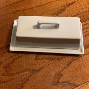 White ceramic butter dish with reversible plate.  NWOT